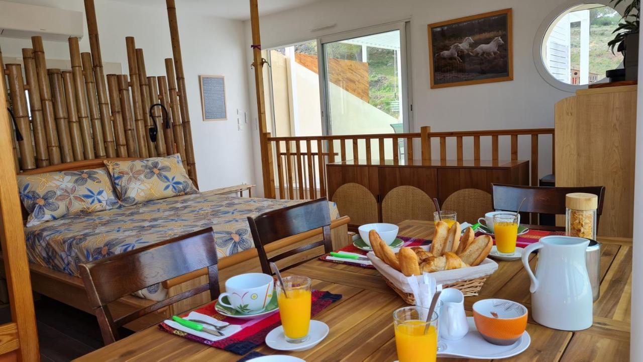 Chambres D'Hotes B&B La Bergeronnette Avec Piscine Couverte Chauffee Bizanet Екстер'єр фото